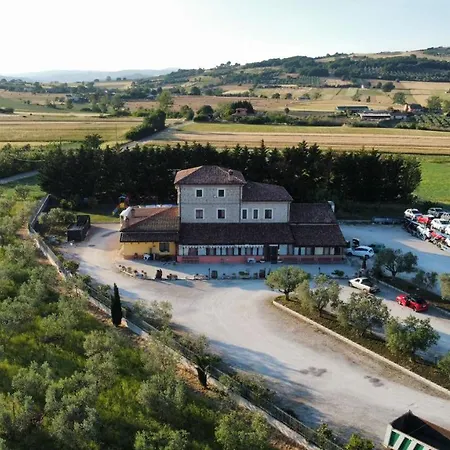 Agriturismo La Vecchia Cascina Di Paolo & Belinda-2